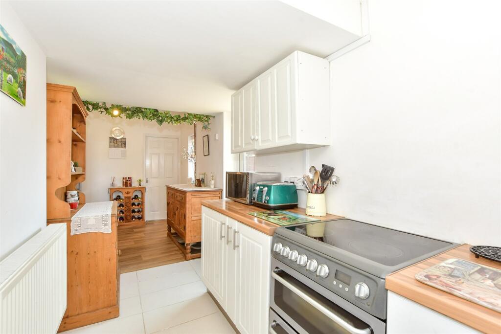 Additional property image - Homefield Crescent, Walberton, Arundel, West Sussex