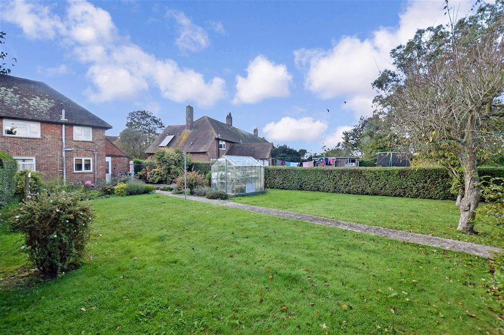 2 bedroom semidetached house for sale in Richmond Road, Westerton