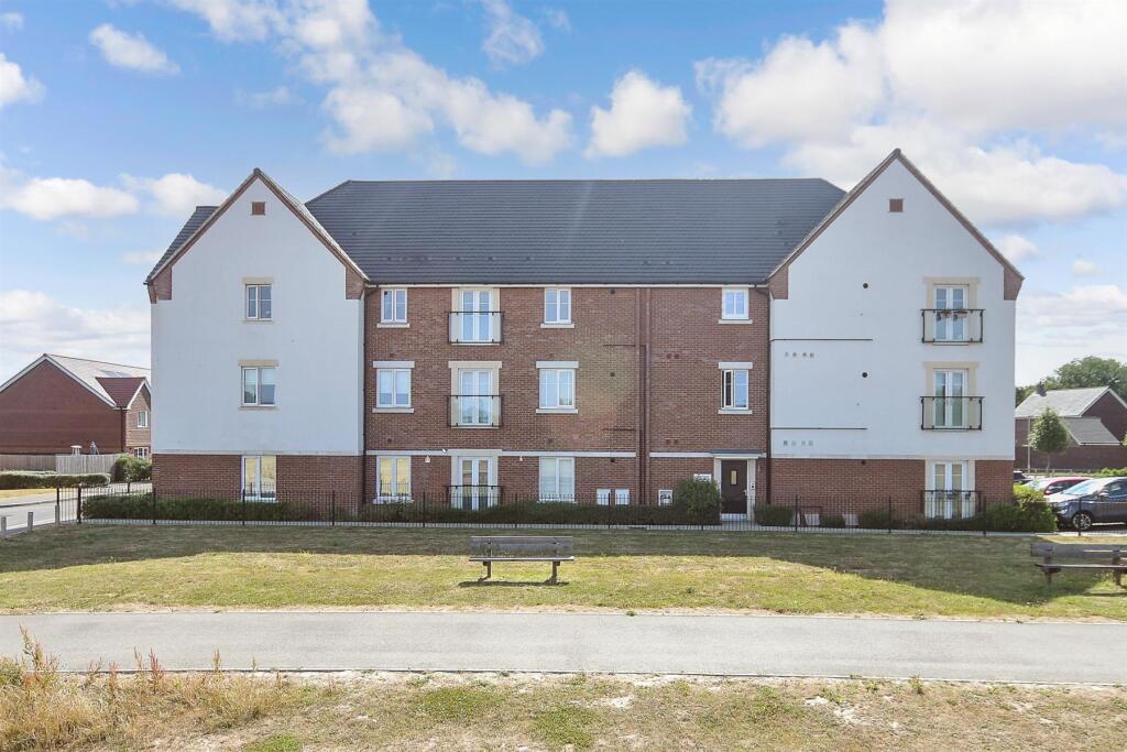 Main image of property: Tulip Close, Crawley, West Sussex
