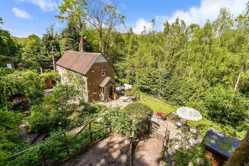 Main image of property: Furnace Lane, Cowden, Edenbridge, Kent