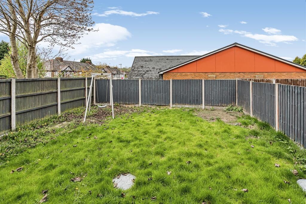 3 bedroom semidetached house for sale in Dudley Wood Road, Dudley, DY2