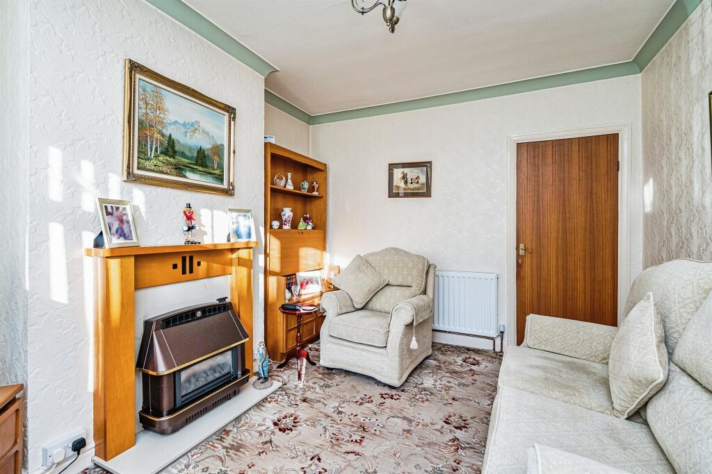 Additional property image - Elm Terrace, Tividale, Oldbury