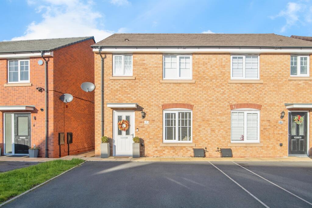 Main image of property: Flemish Gardens, Kingswinford