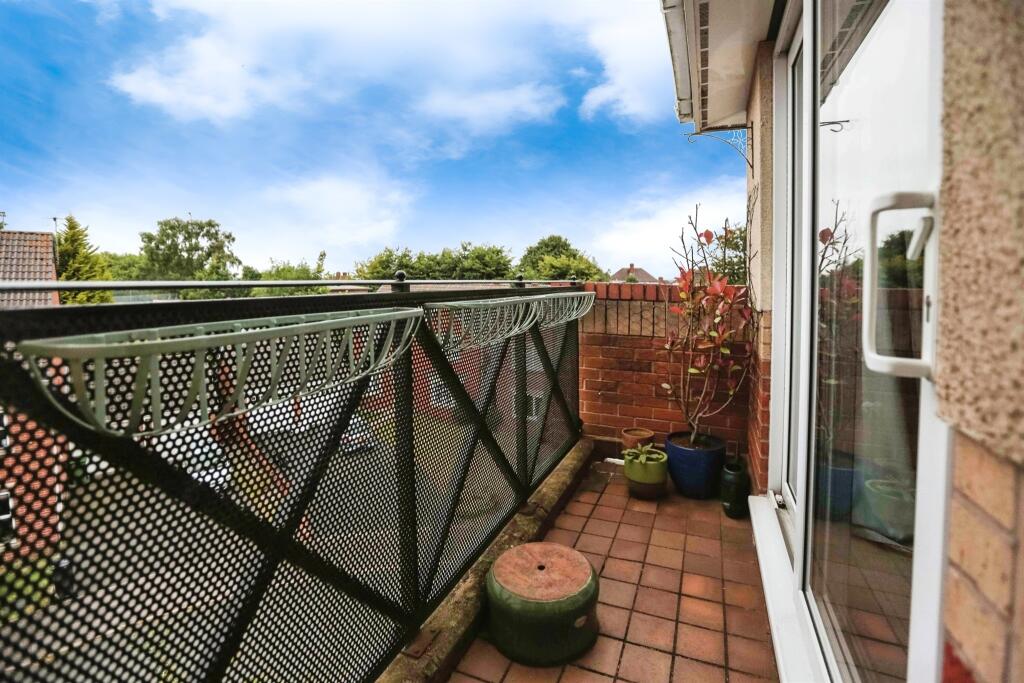 Additional property image - Cavalier Drive, Halesowen