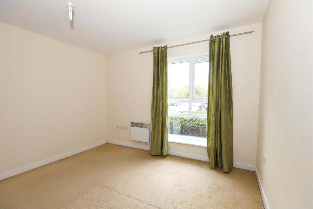 2 bedroom ground floor flat for sale in Willenhall Road, Wolverhampton, WV1