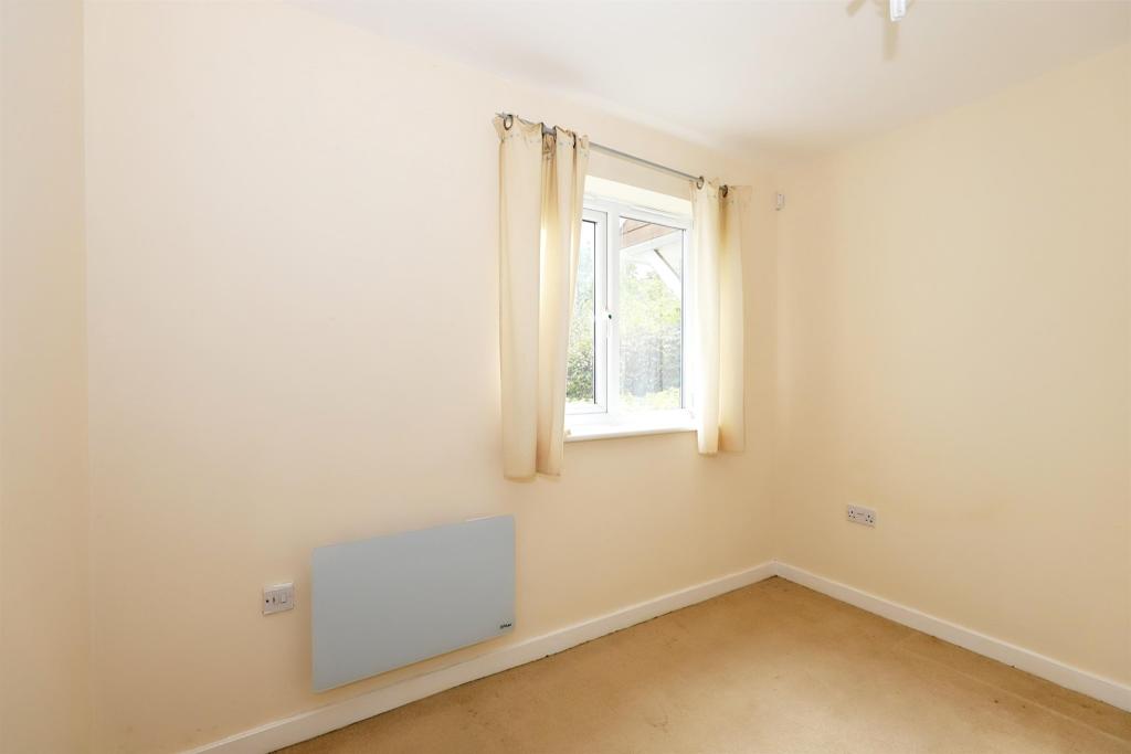 2 bedroom ground floor flat for sale in Willenhall Road, Wolverhampton, WV1