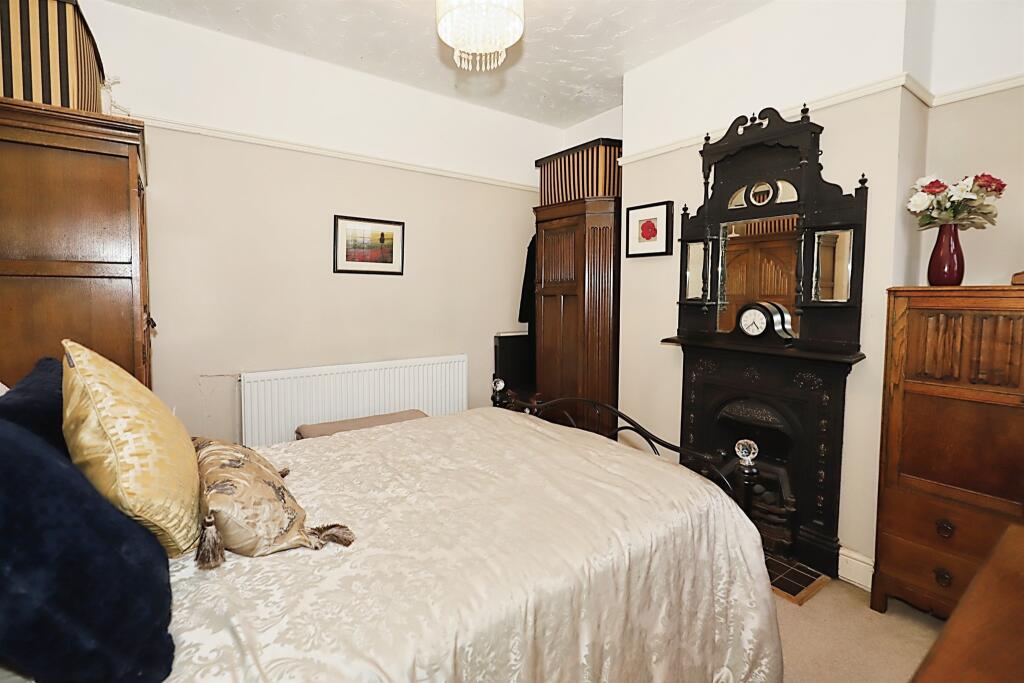 3 bedroom detached house for sale in Prestwood Road West, Wednesfield