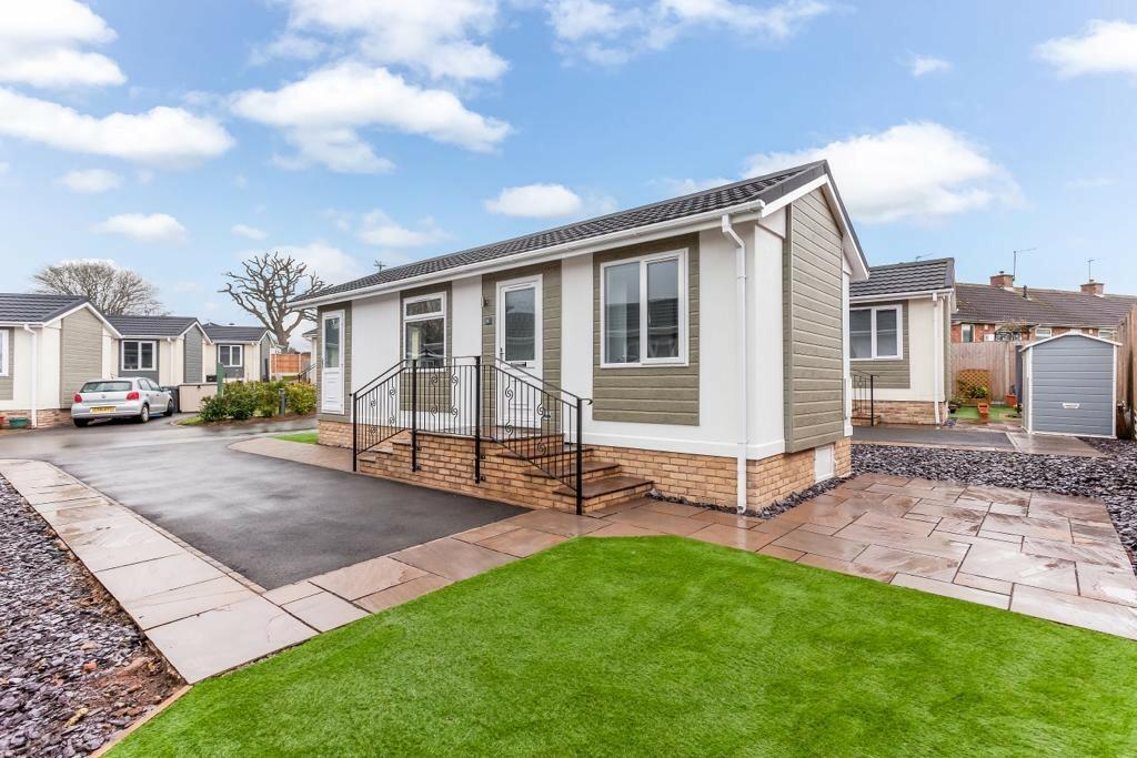 1 bedroom park home for sale in New Road, Featherstone, Wolverhampton, WV10
