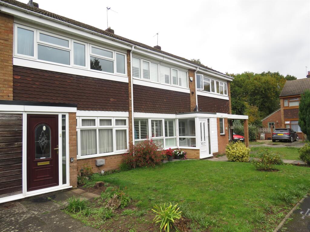 3 bedroom terraced house for sale in Telford Gardens, Merry Hill