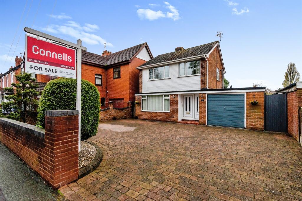 3 bedroom detached house for sale in Prestwood Road, Wednesfield, Wolverhampton, WV11