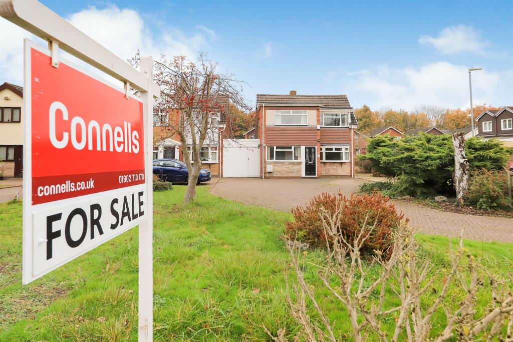 3 bedroom link detached house for sale in Crab Lane, Off Sneyd Lane