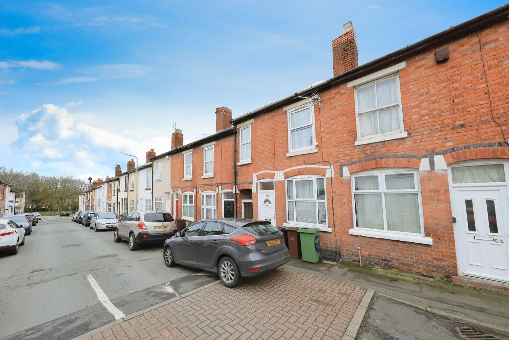 3 bedroom terraced house for sale in Fisher Street, Pennfields, Wolverhampton, WV3