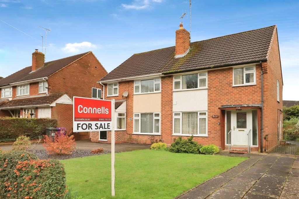 3 bedroom semidetached house for sale in Windsor Gardens, Castlecroft