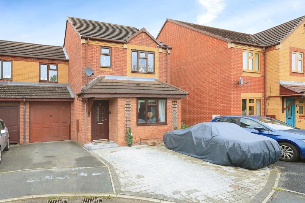 Main image of property: Uttoxeter Close, Dunstall, Wolverhampton