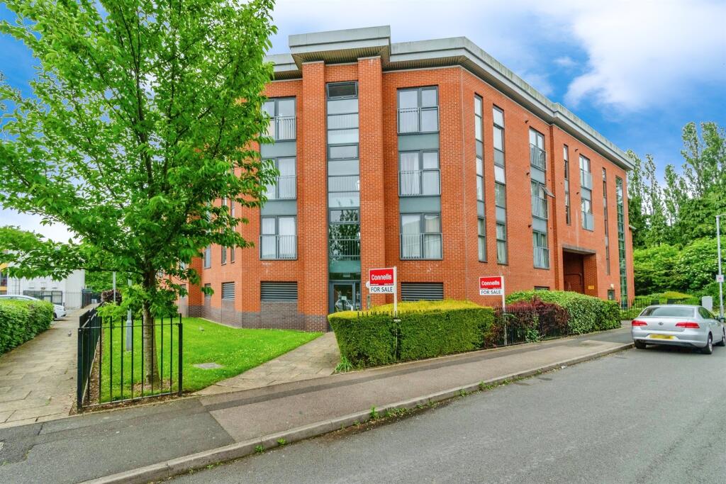 2 bedroom apartment for sale in Rothesay Gardens, Monmore Grange