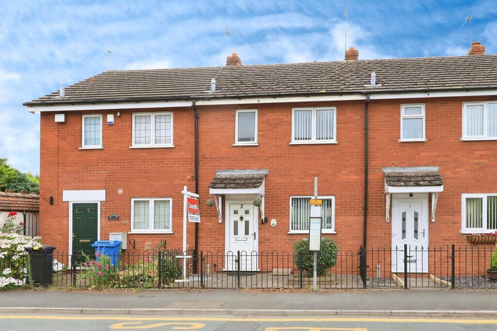 2 bedroom semidetached house for sale in Brewood Road, Coven