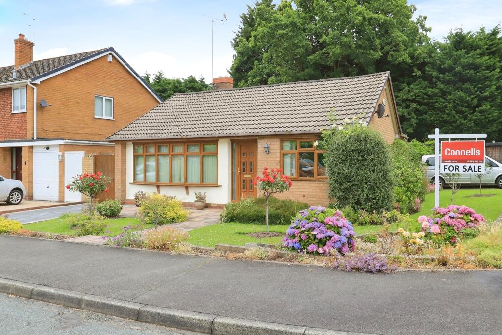 2 bedroom detached bungalow for sale in Poplars Drive, Codsall