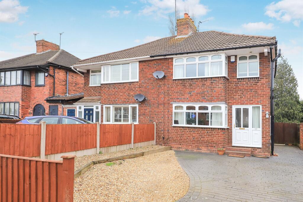 3 bedroom semi-detached house