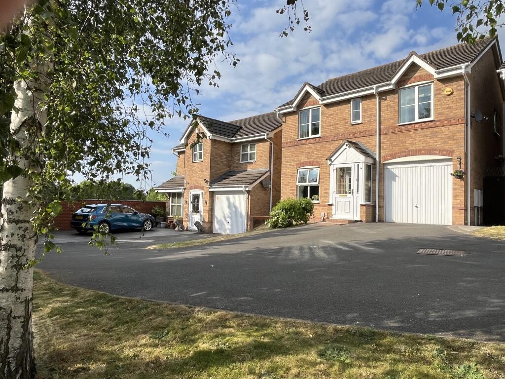Main image of property: Spindle Tree Rise, Willenhall