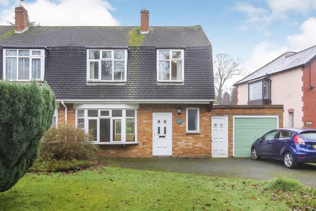 3 bedroom semidetached house for sale in Stafford Road, Fordhouses