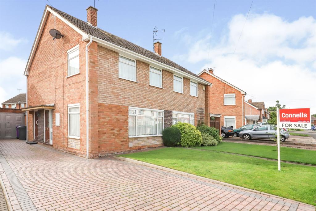 3 bedroom semidetached house for sale in Cottage Lane, Fordhouses