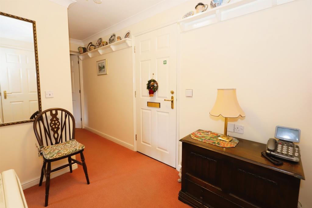 2 bedroom apartment for sale in Drury Lane, Stourbridge, DY8