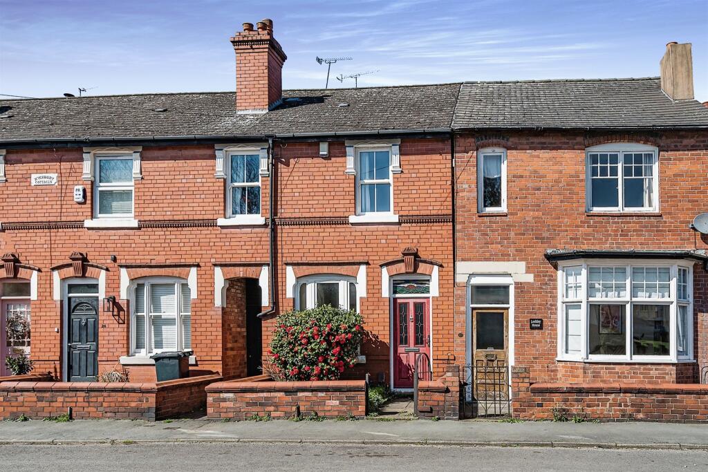 3 bedroom terraced house for sale in Mamble Road, Wollaston