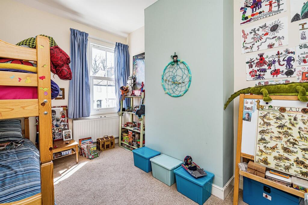 3 bedroom terraced house for sale in Mamble Road, Wollaston
