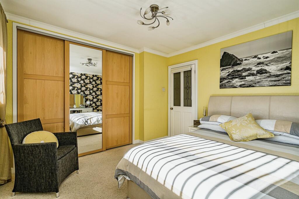 3 bedroom semidetached house for sale in Fir Grove, Wollaston, Stourbridge, DY8