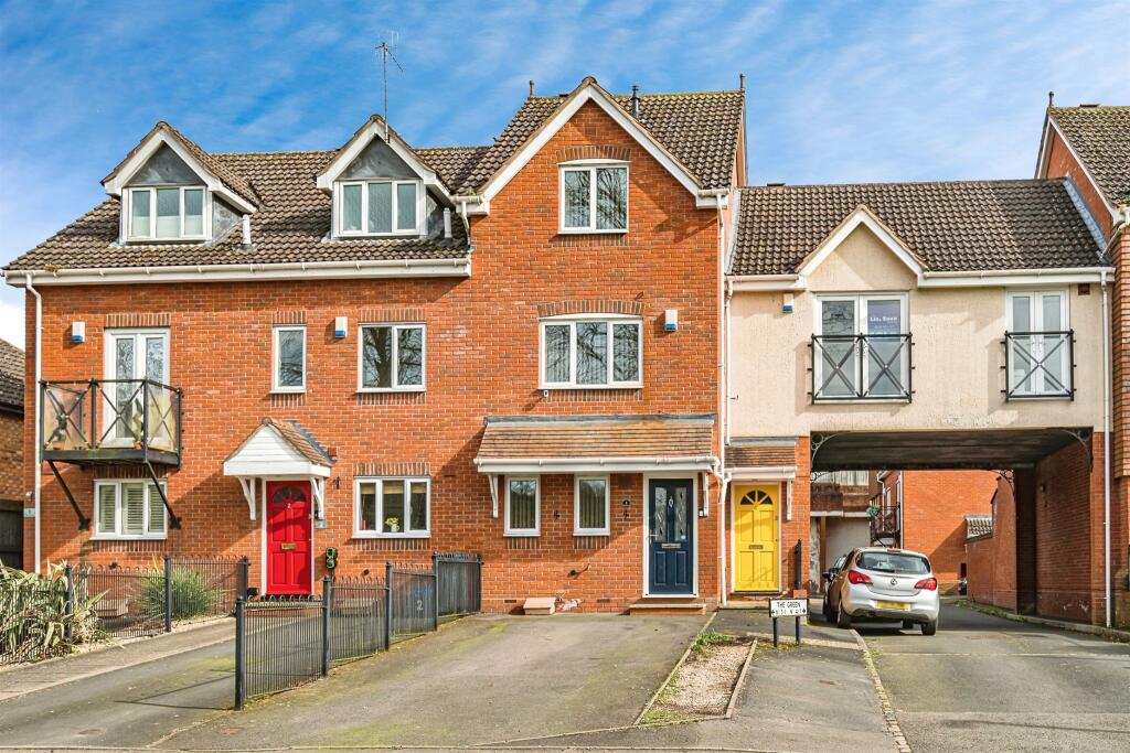 4 bedroom town house for sale in The Green, Wordsley, Stourbridge, DY8