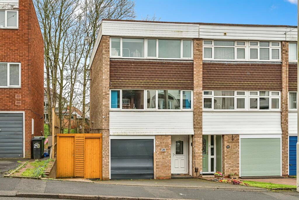 3 bedroom end of terrace house for sale in Collis Street, Amblecote