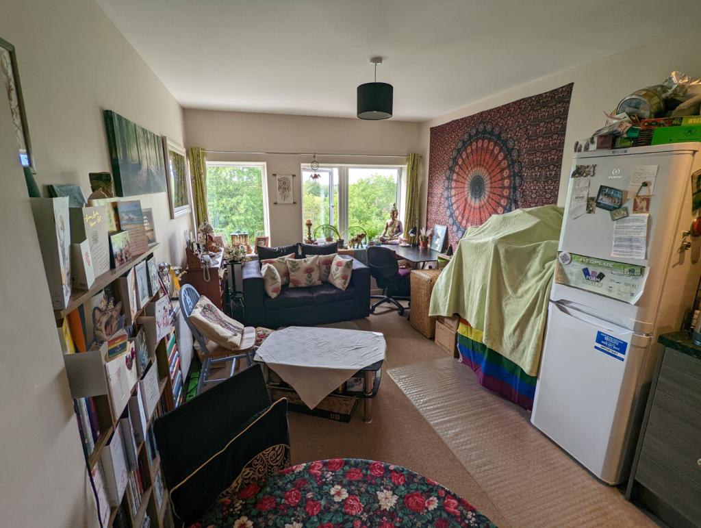 1 bedroom flat for sale in High Street, Kingswinford, DY6