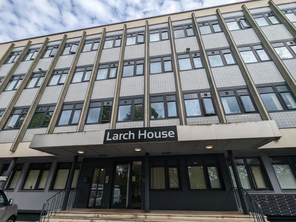 1 bedroom flat for sale in High Street, Kingswinford, DY6