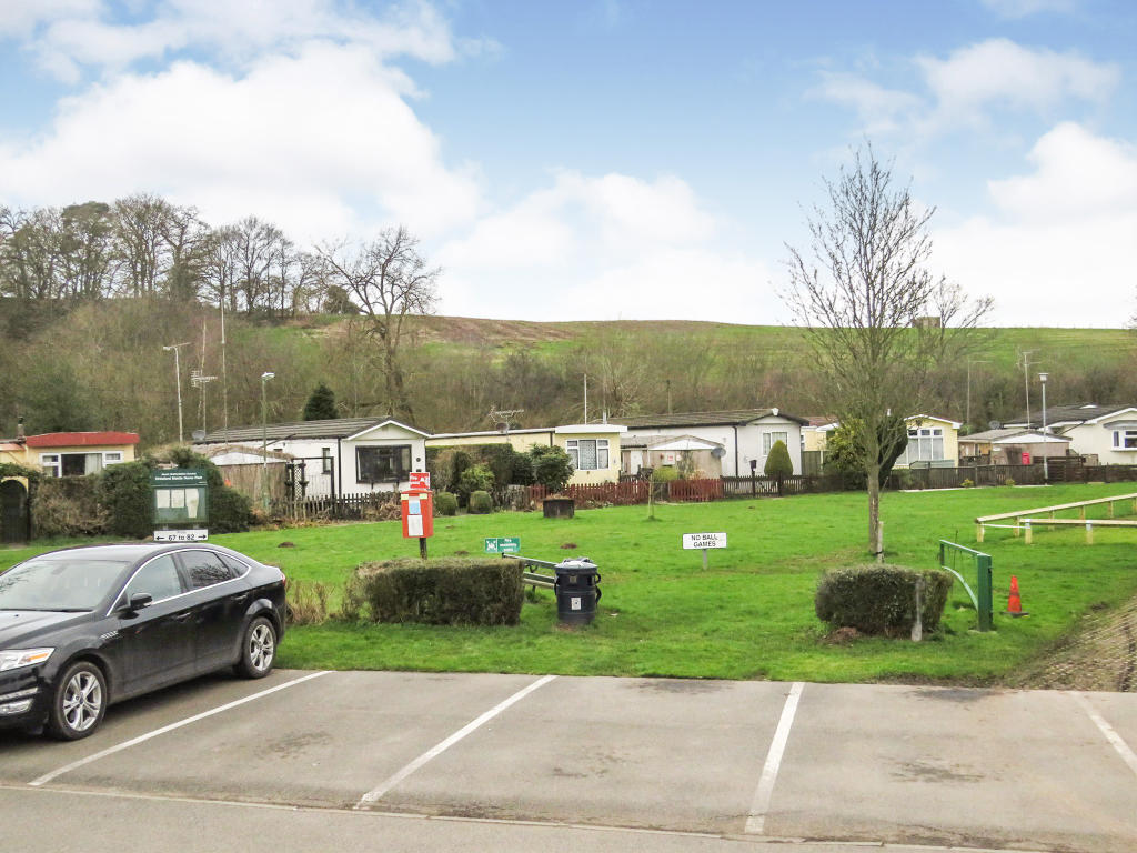 2 bedroom park home for sale in Hinksford Mobile Home Park