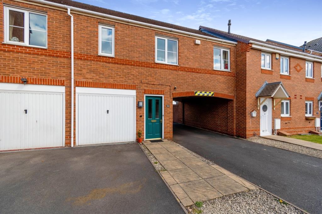 2 bedroom coach house for sale in Blenheim Drive, Wednesbury, WS10