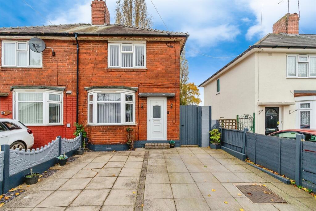 2 bedroom semidetached house for sale in Walton Road, Wednesbury, WS10