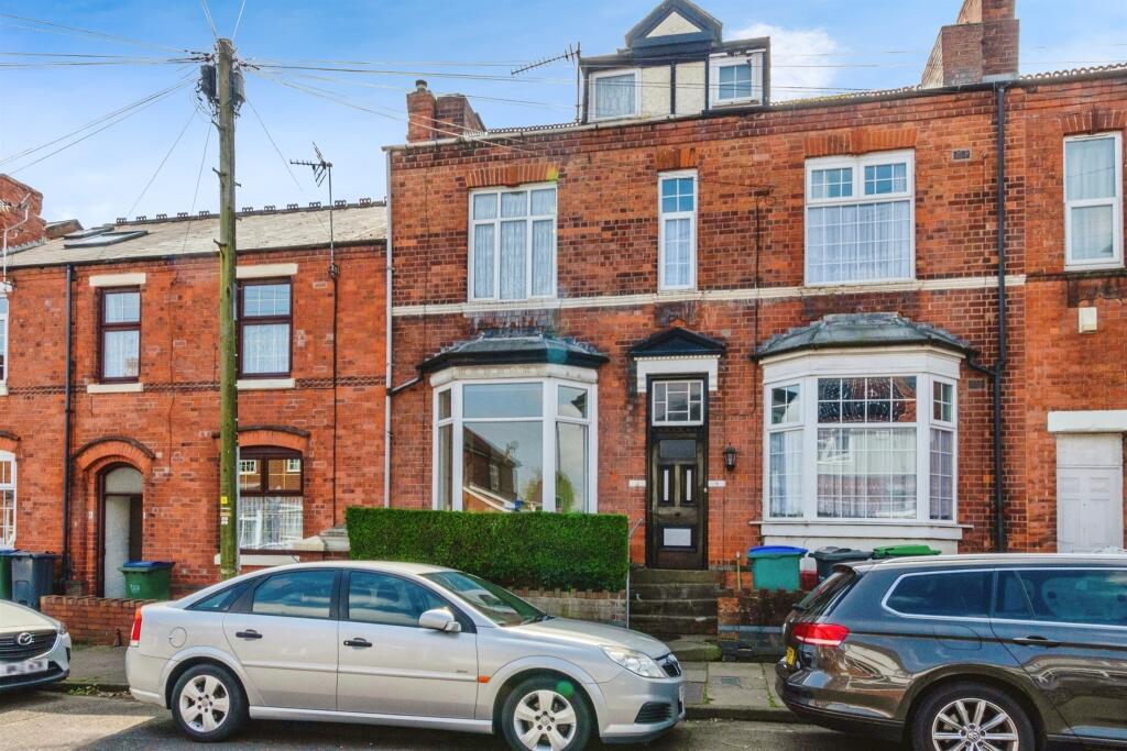 4 bedroom terraced house for sale in Rooth Street, Wednesbury, WS10
