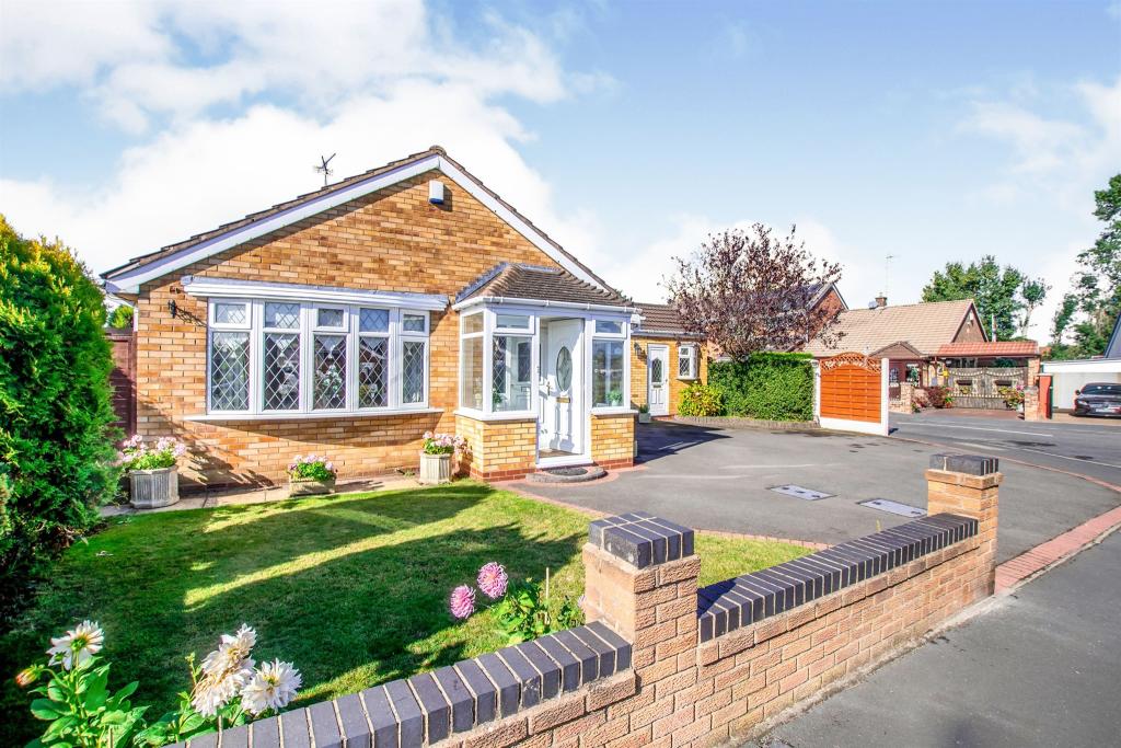 3 bedroom detached bungalow for sale in Charlotte Road, Wednesbury, WS10