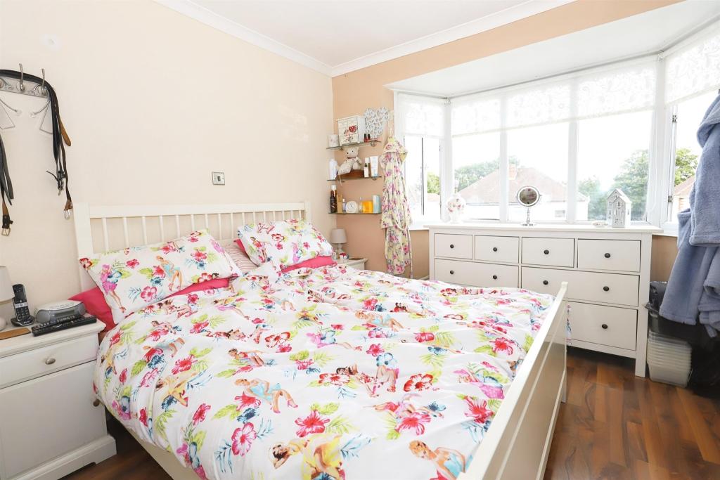 3 bedroom semidetached house for sale in Clee Avenue, KIDDERMINSTER, DY11