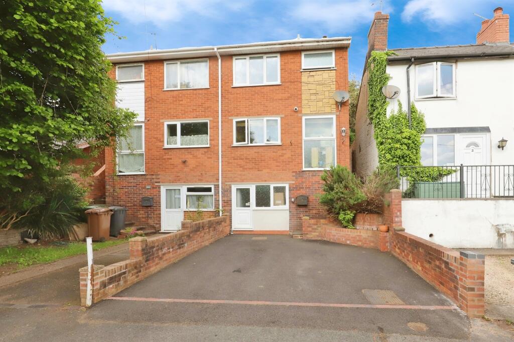 3 bedroom semidetached house for sale in Pitt Street, KIDDERMINSTER, DY10