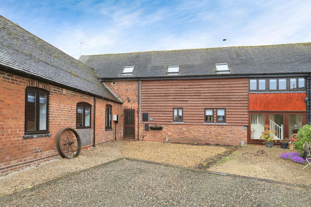 3 bedroom barn conversion for sale in Crundalls Lane, Bewdley, DY12