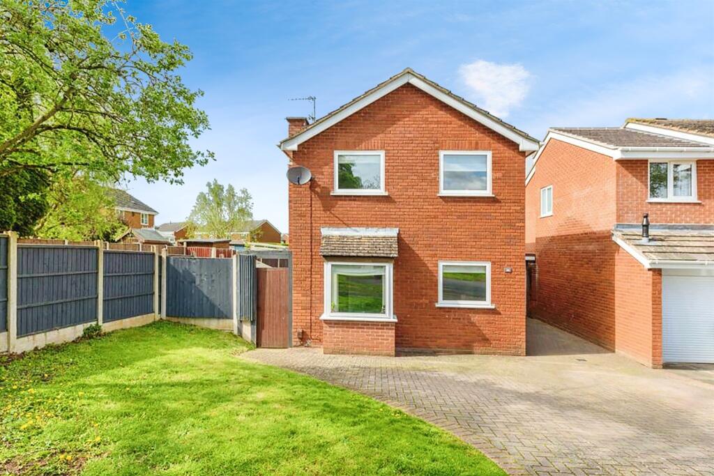 Main image of property: Curlew Close, Kidderminster