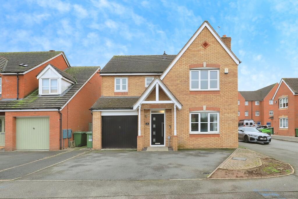 Main image of property: Alder Avenue, Kidderminster