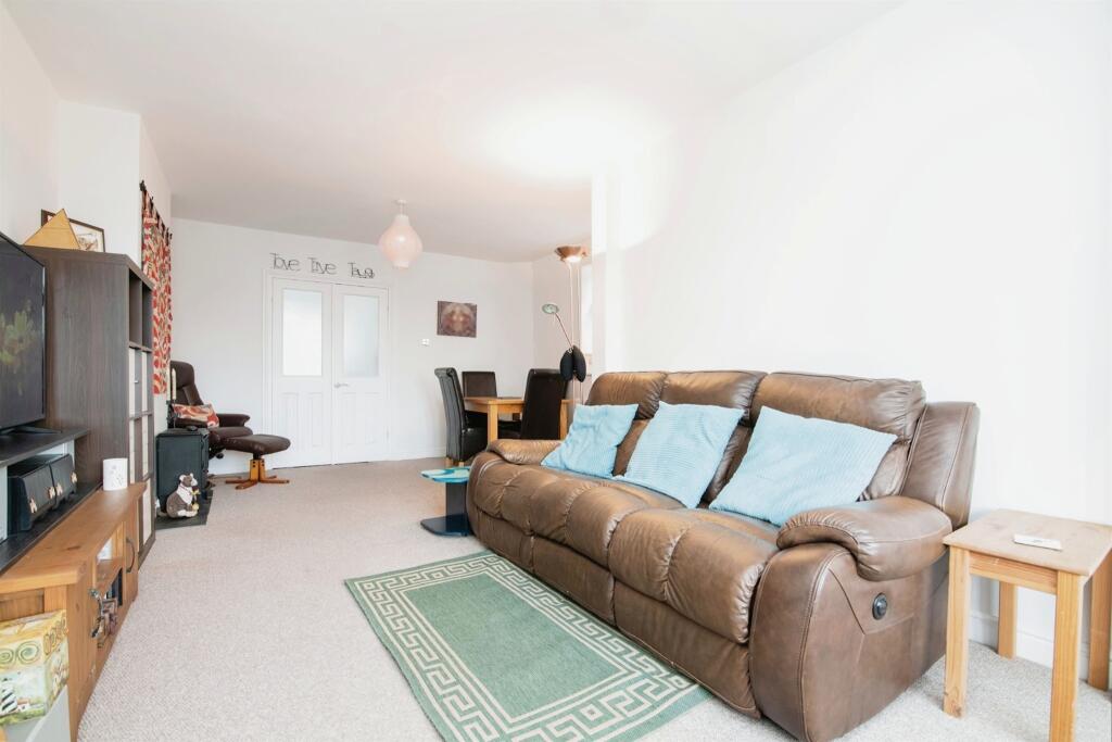 Additional property image - Aston Road, Tividale, Oldbury
