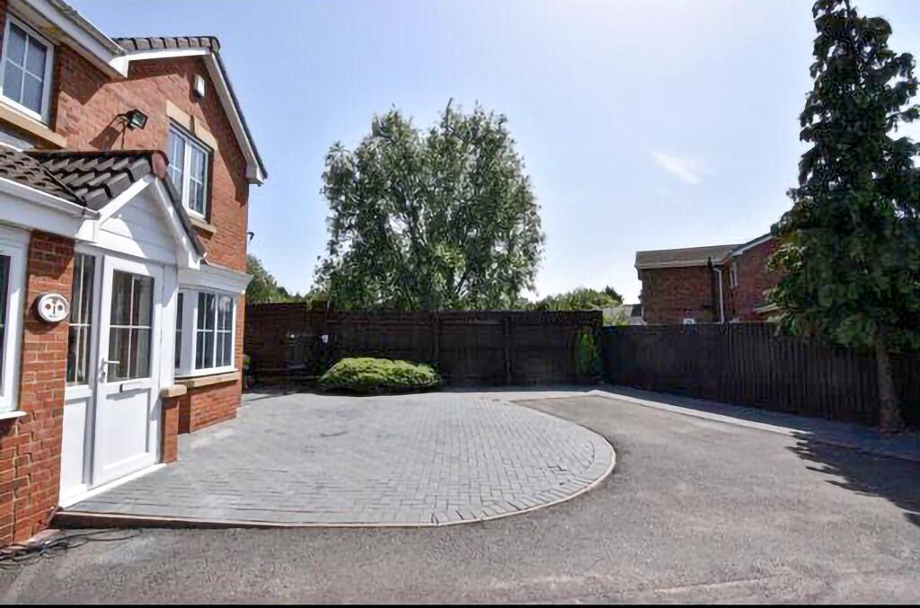 Additional property image - Callaghan Drive, Tividale, Oldbury