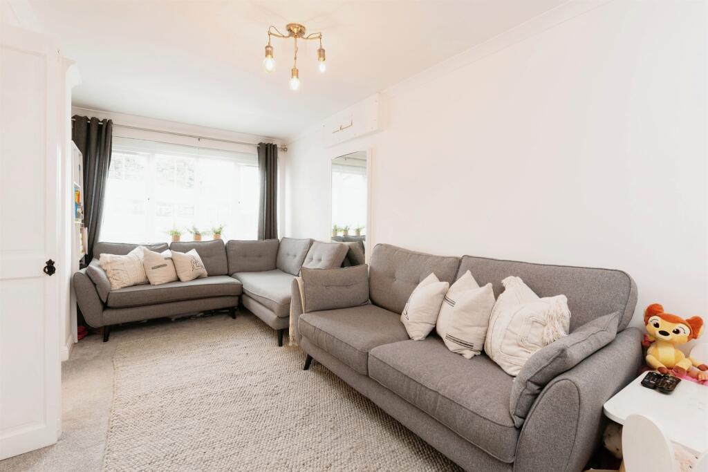 Additional property image - Callaghan Drive, Tividale, Oldbury