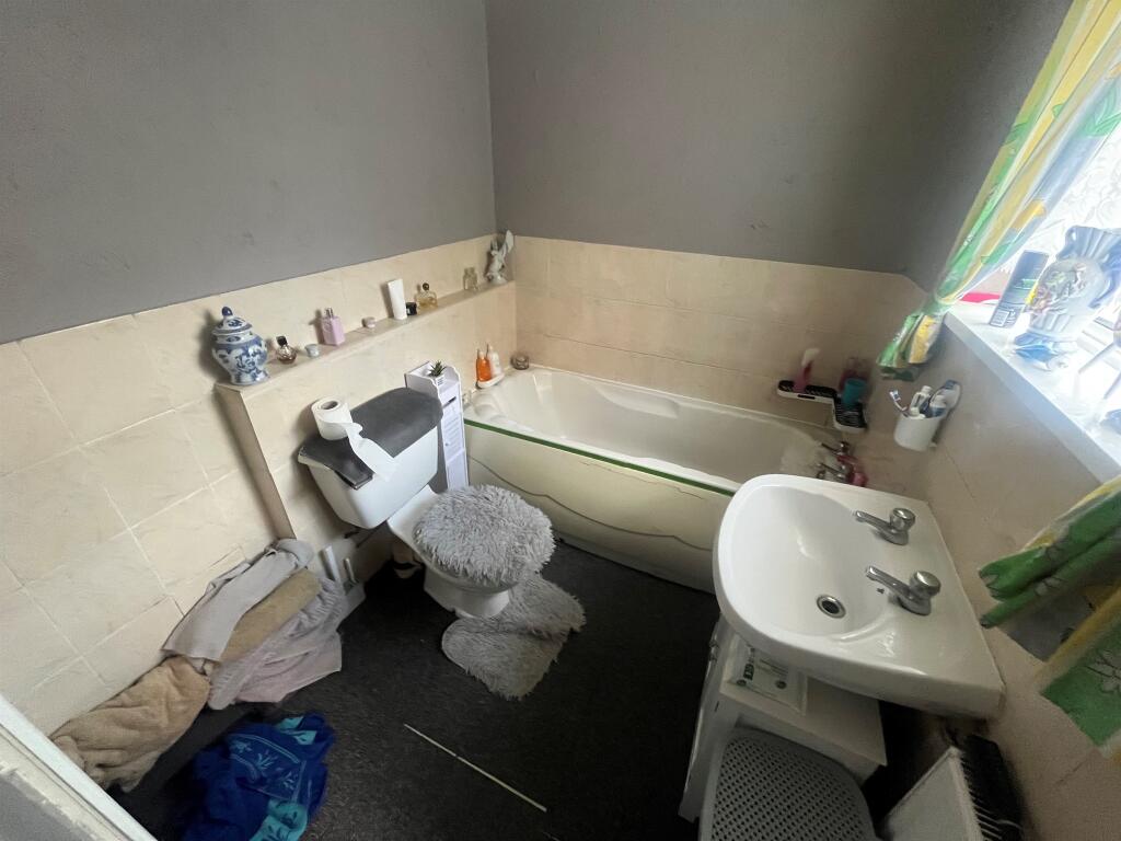 Additional property image - Penncricket Lane, Oldbury
