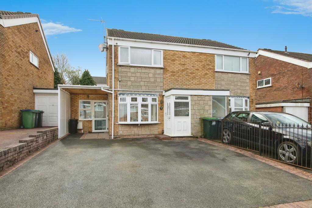 4 bedroom semidetached house for sale in Ripley Close, Tividale