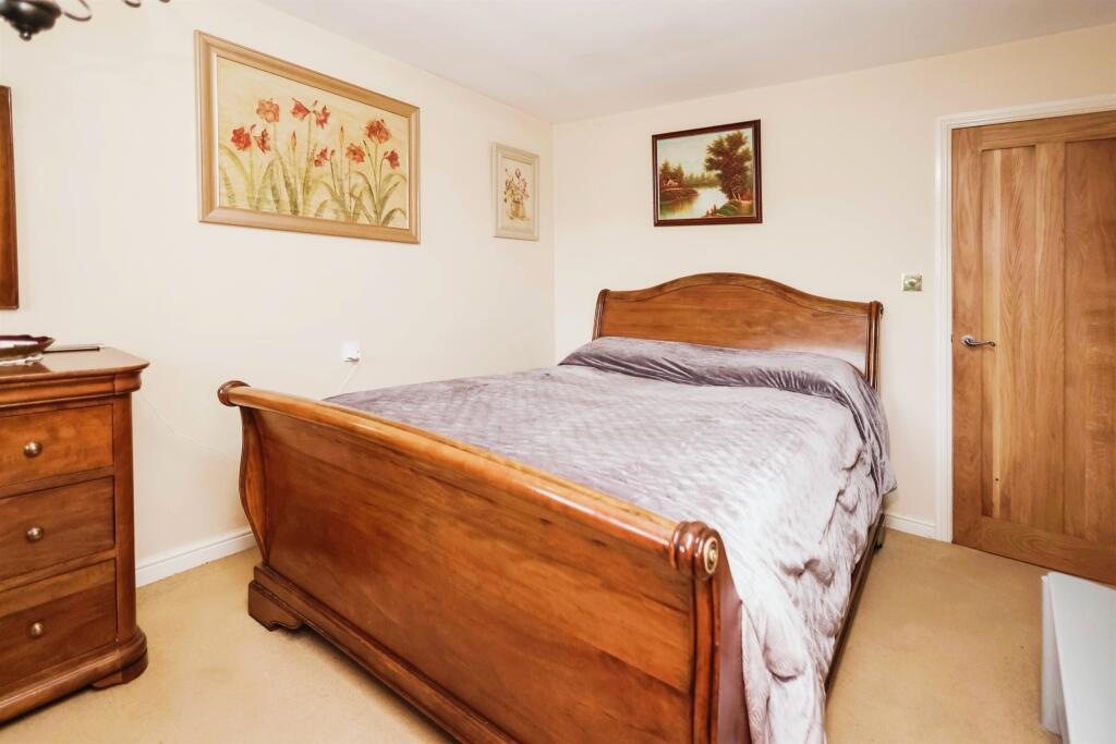 Additional property image - Macdonald Close, Tividale, OLDBURY