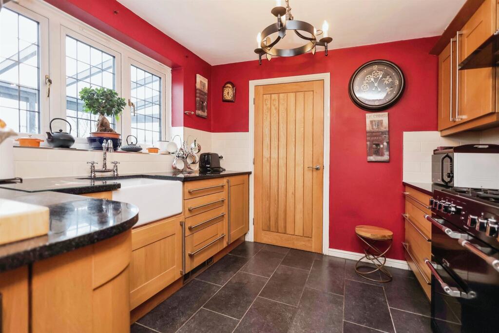 Additional property image - Macdonald Close, Tividale, OLDBURY
